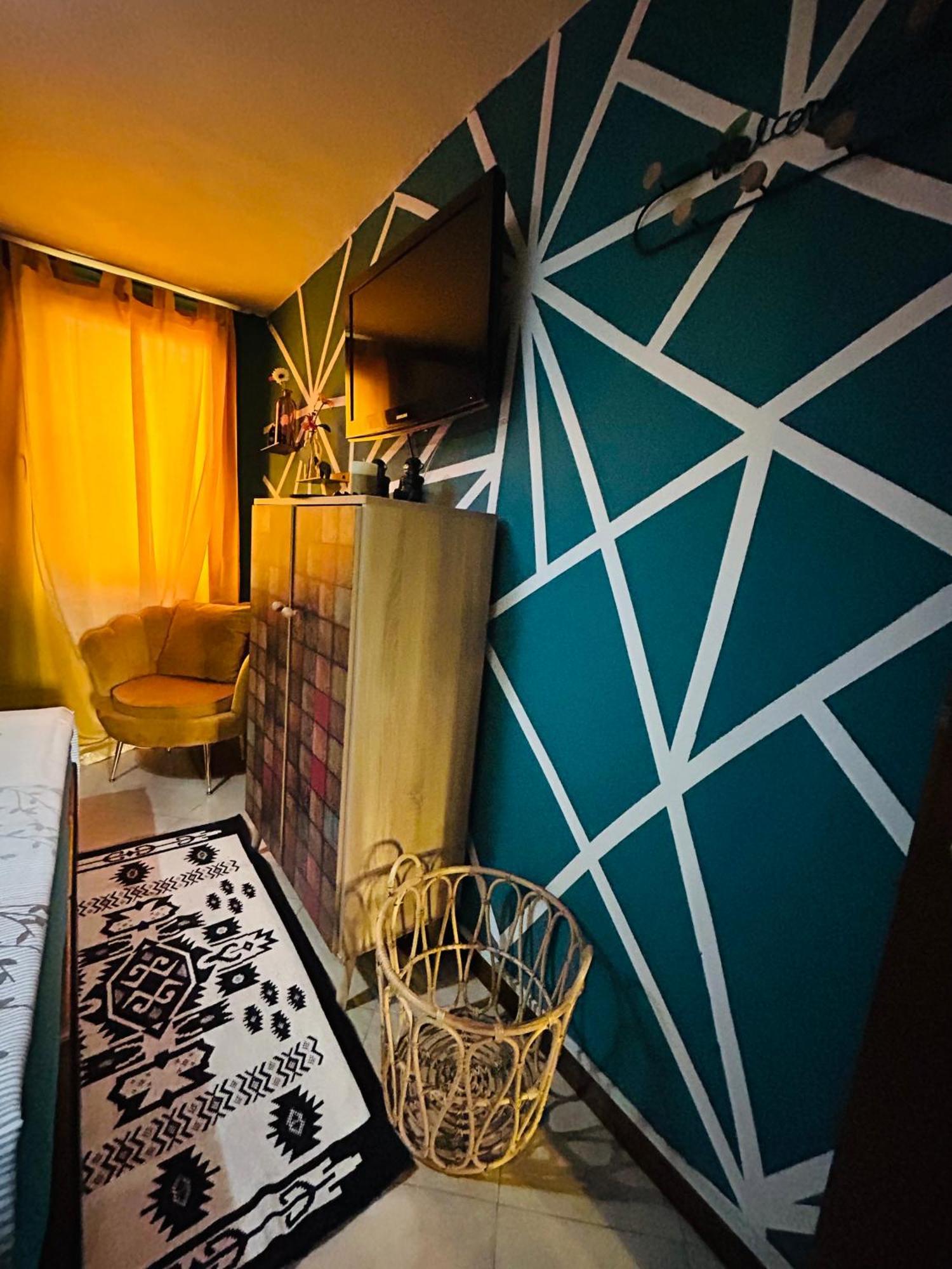 Family House Di Genny E Nicola Small Suite Кьоджа Экстерьер фото