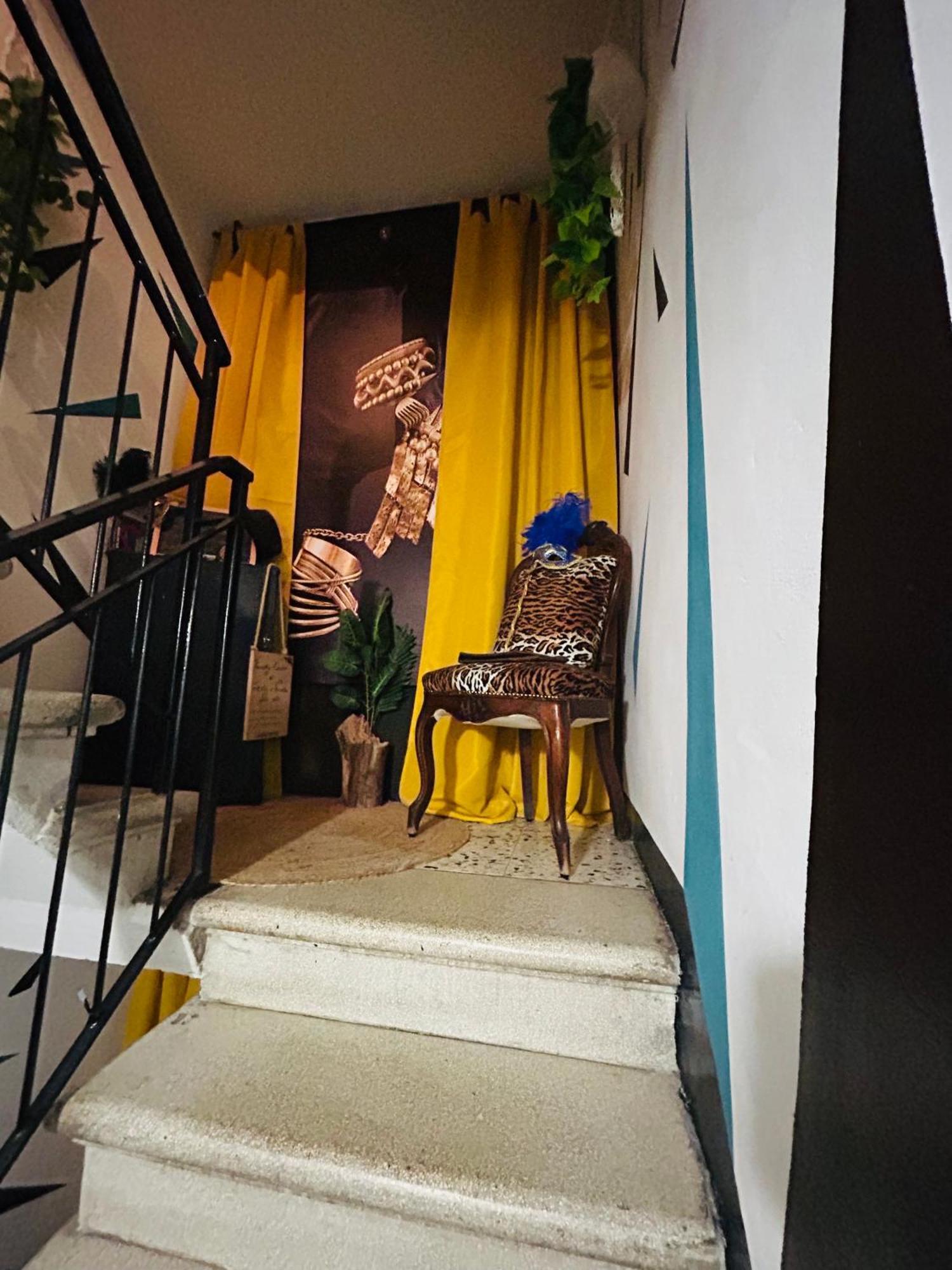 Family House Di Genny E Nicola Small Suite Кьоджа Экстерьер фото