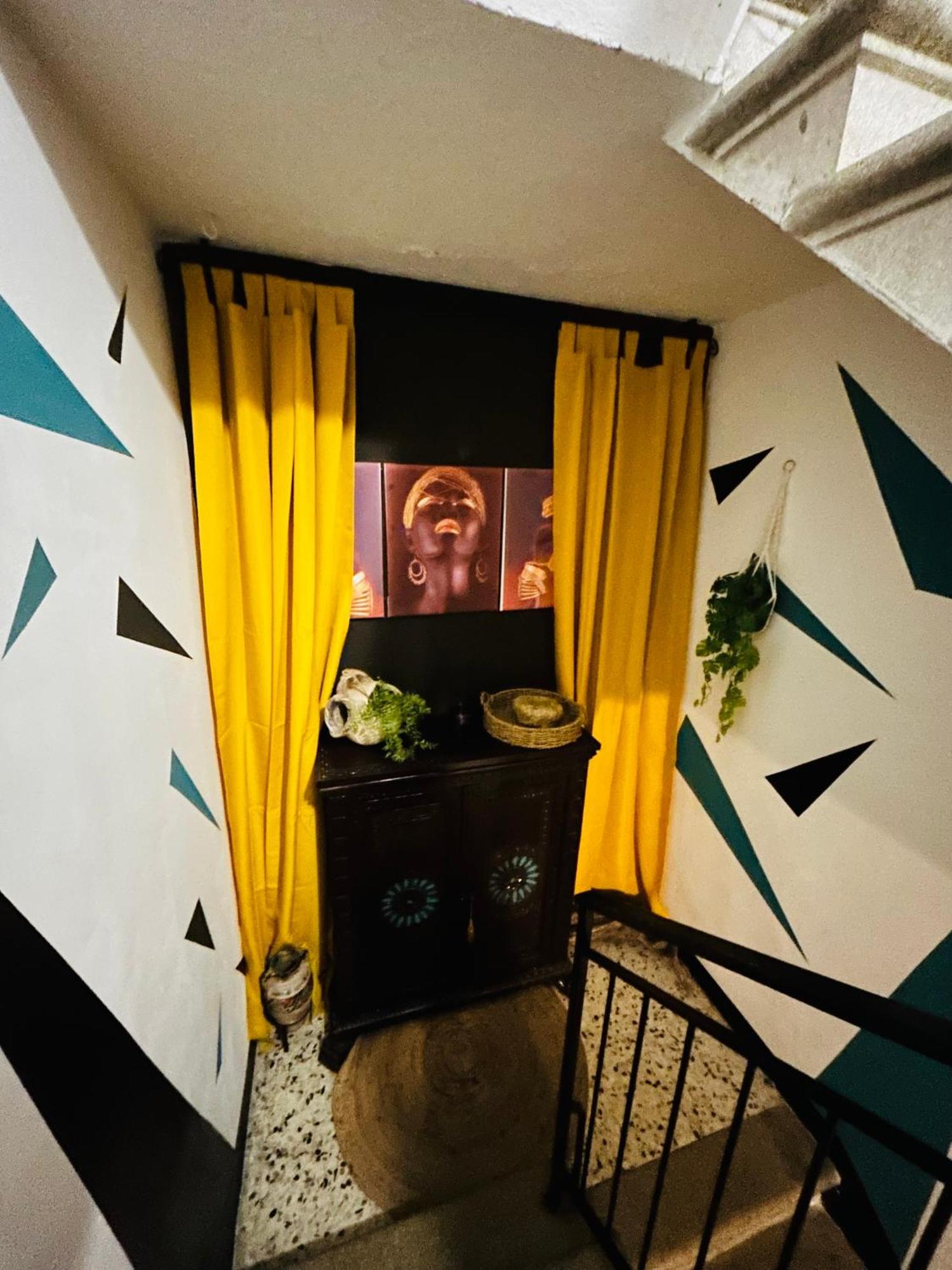 Family House Di Genny E Nicola Small Suite Кьоджа Экстерьер фото