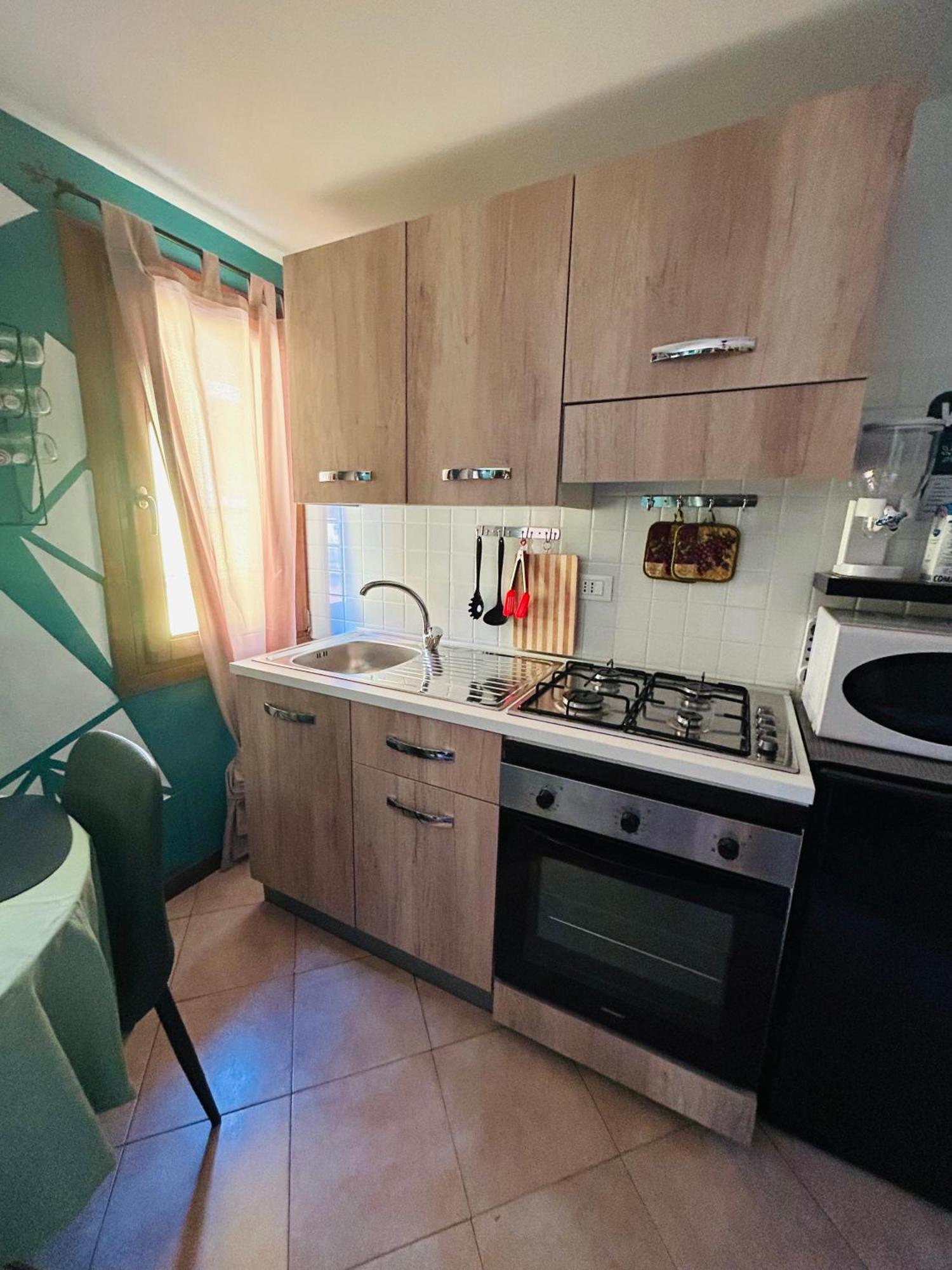 Family House Di Genny E Nicola Small Suite Кьоджа Экстерьер фото